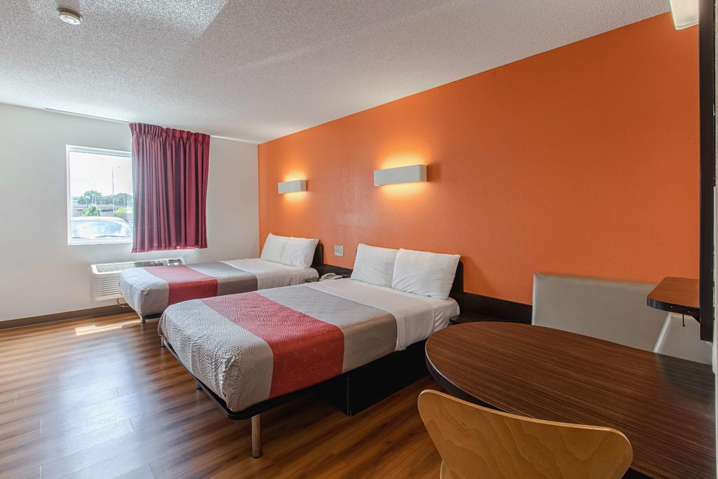 Motel 6 Omaha - Central La Vista Экстерьер фото