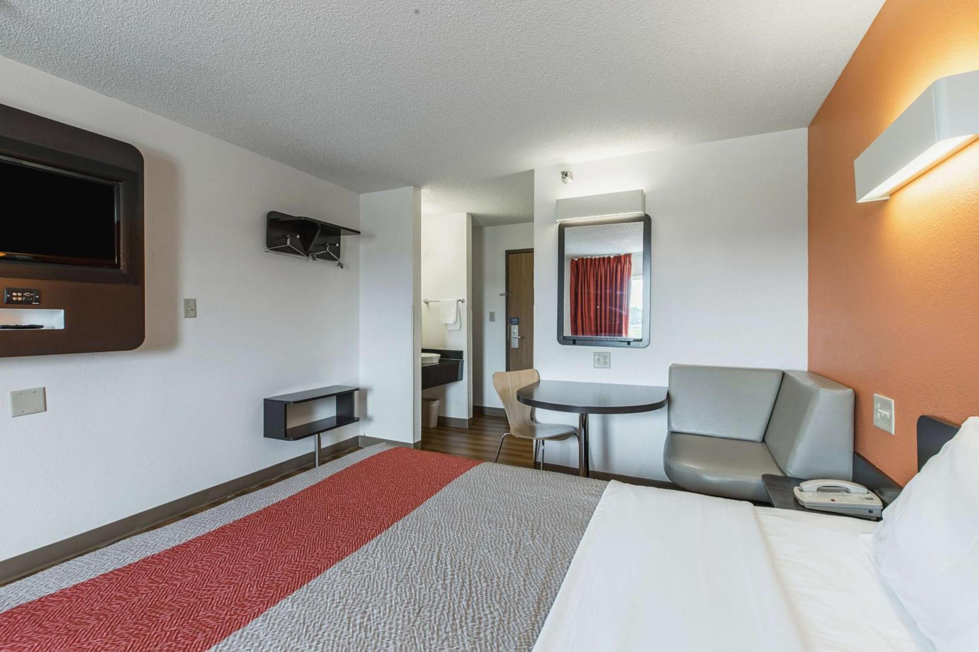 Motel 6 Omaha - Central La Vista Экстерьер фото
